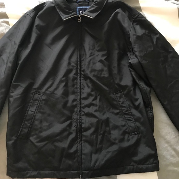 gap windbreaker mens